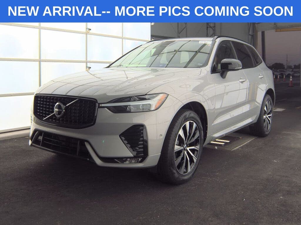 2023 Volvo XC60 B5 Plus Dark Theme AWD