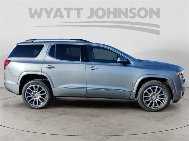 2023 GMC Acadia Denali FWD