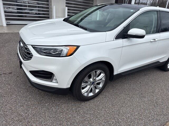2020 Ford Edge Titanium FWD