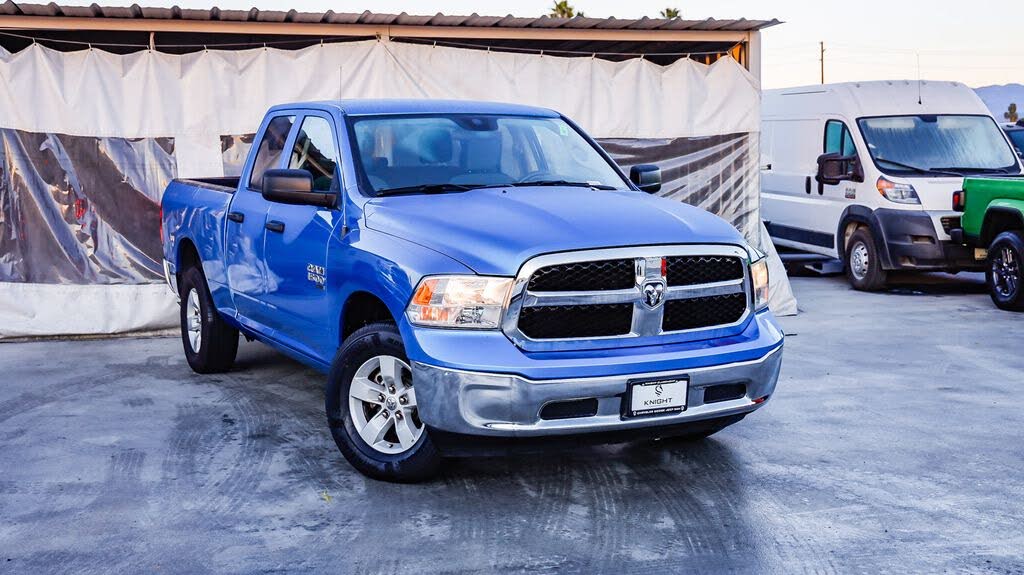 2024 RAM 1500 Classic SLT Quad Cab 4WD