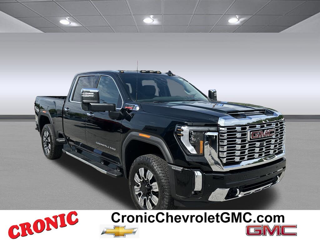 2025 GMC Sierra 2500HD Denali Crew Cab 4WD