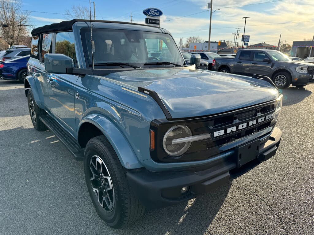 Ford Bronco Outer Banks Advanced 4-Door 4WD 2021
