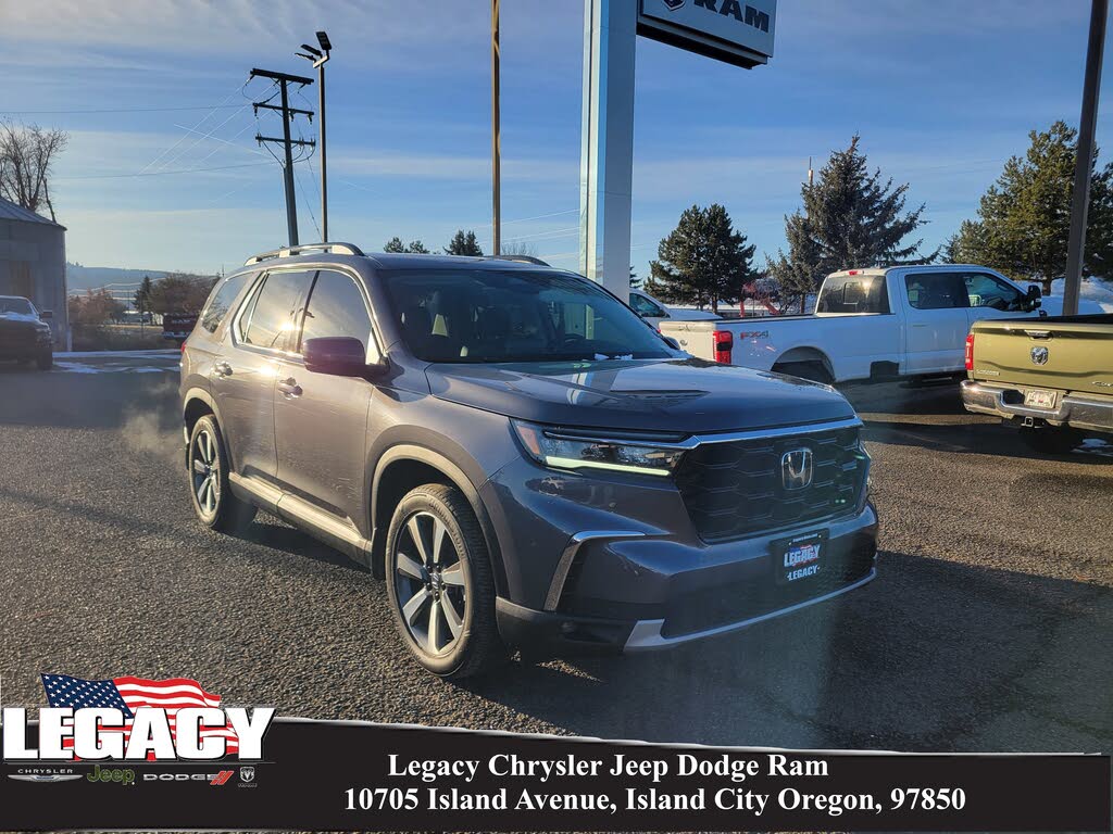 2023 Honda Pilot Touring AWD