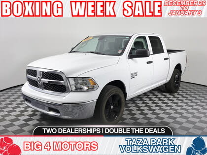 RAM 1500 Classic SLT Crew Cab 4WD 2023