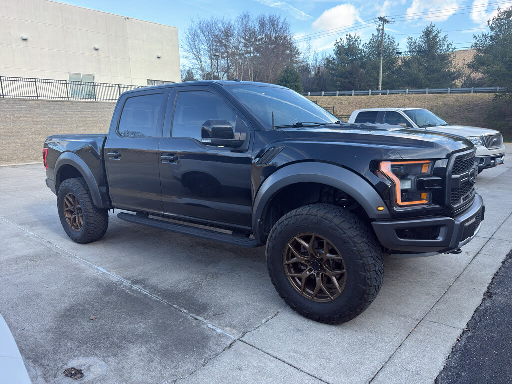 2018 Ford F-150 Raptor SuperCrew 4WD