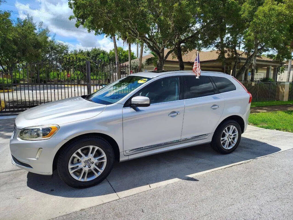 2015 Volvo XC60 T5 Premier