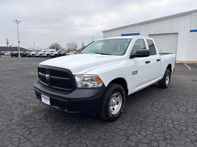 2017 RAM 1500 Express Quad Cab 4WD