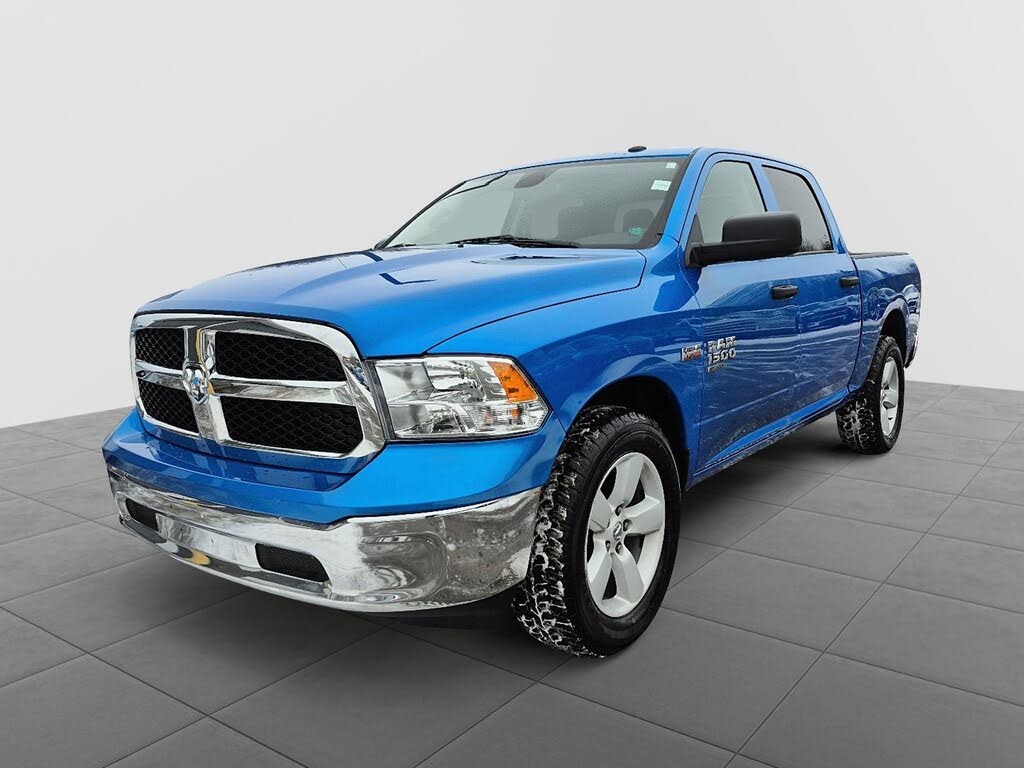 2023 RAM 1500 Classic SLT Crew Cab 4WD