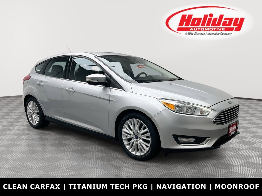 2017 Ford Focus Titanium Hatchback
