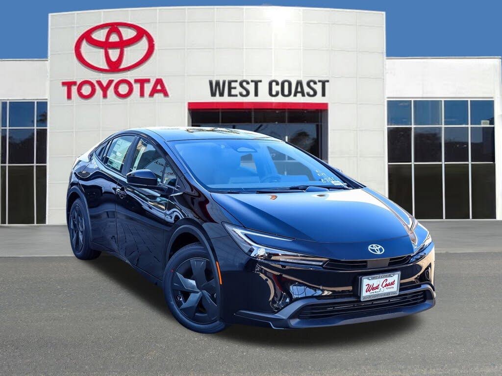 2026 Toyota Prius LE FWD