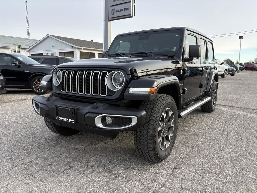 Jeep Wrangler Sahara 4-Door 4WD 2024