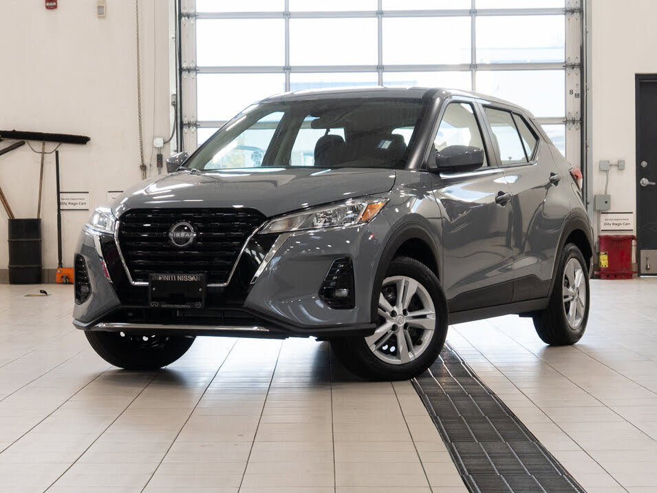 Nissan Kicks S FWD 2025