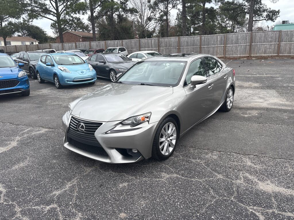 2016 Lexus IS 200t RWD