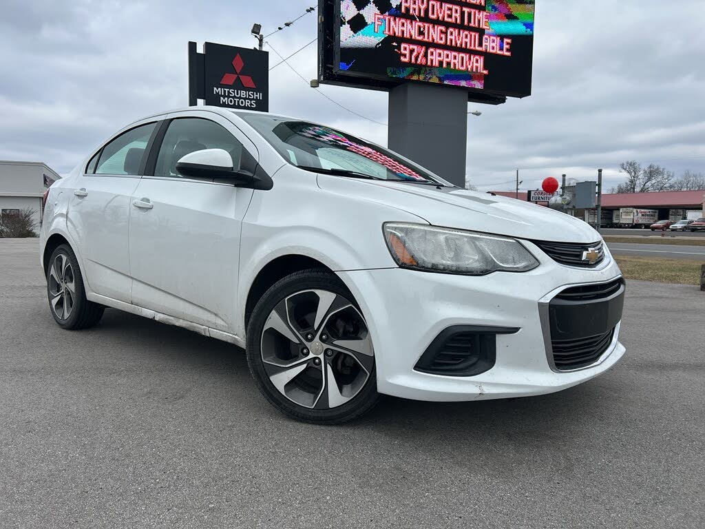 2017 Chevrolet Sonic Premier Sedan FWD