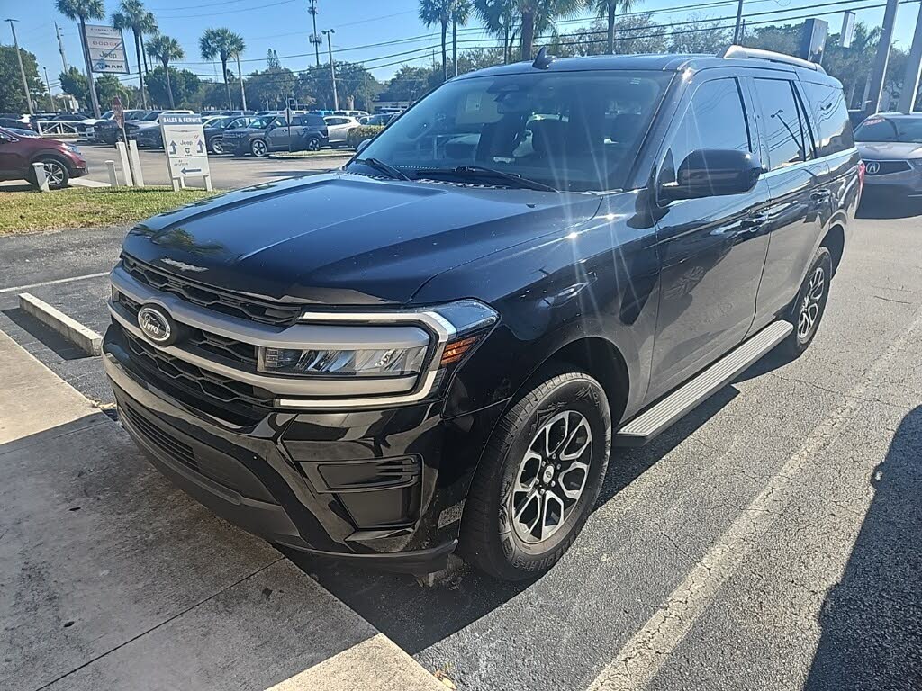 2022 Ford Expedition XLT RWD