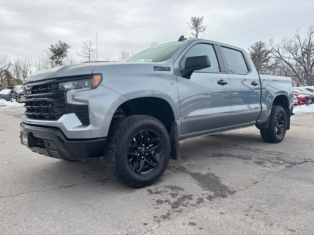 2024 Chevrolet Silverado 1500 LT Trail Boss Crew Cab 4WD