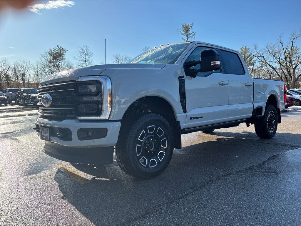 2026 Ford F-250 Super Duty Platinum Crew Cab 4WD