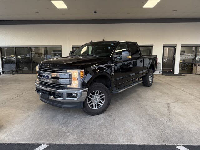 2019 Ford F-250 Super Duty Lariat Crew Cab 4WD