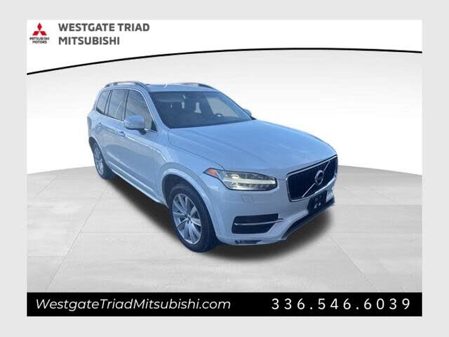 2016 Volvo XC90 T6 Momentum AWD