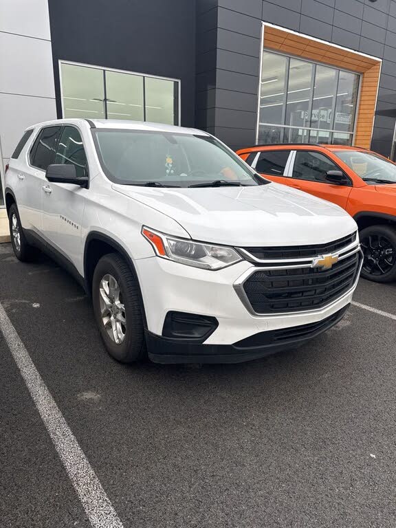2020 Chevrolet Traverse LS AWD