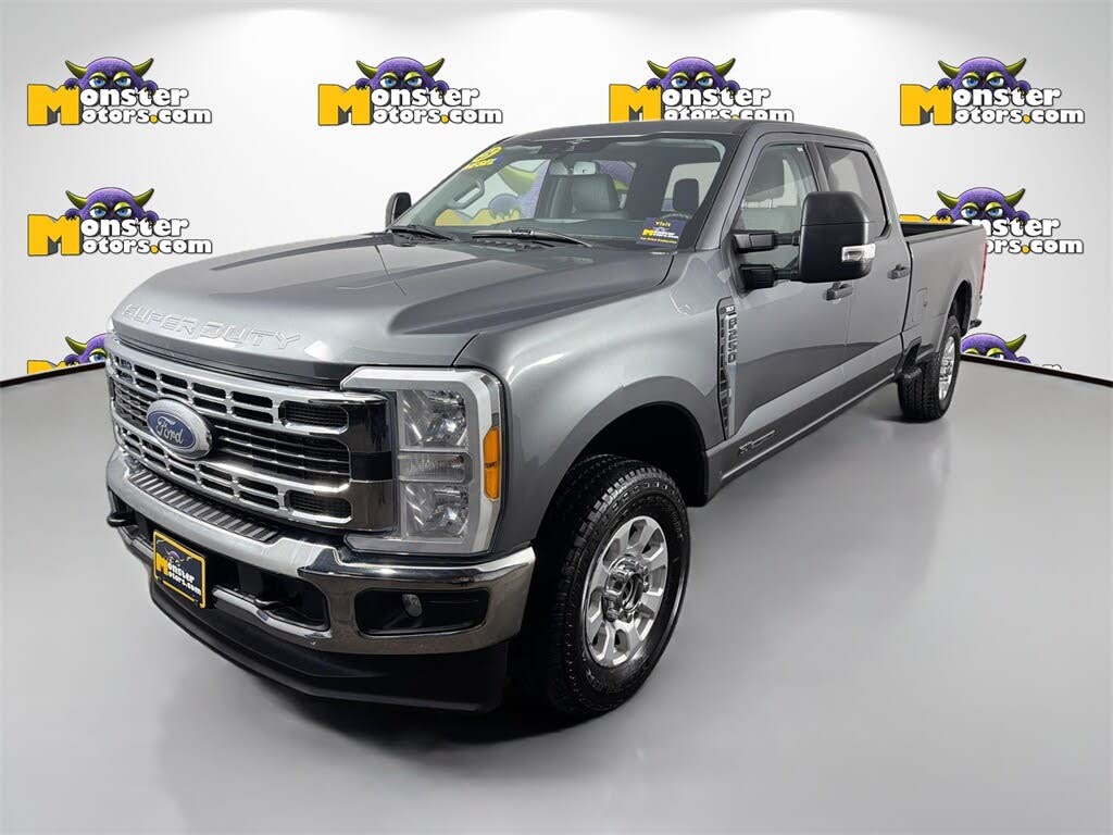 2023 Ford F-250 Super Duty XLT Crew Cab 4WD
