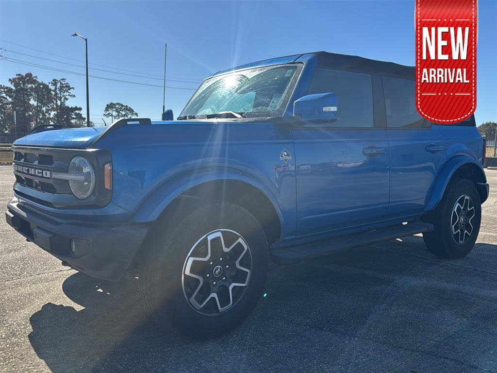 2022 Ford Bronco Outer Banks 4-Door 4WD