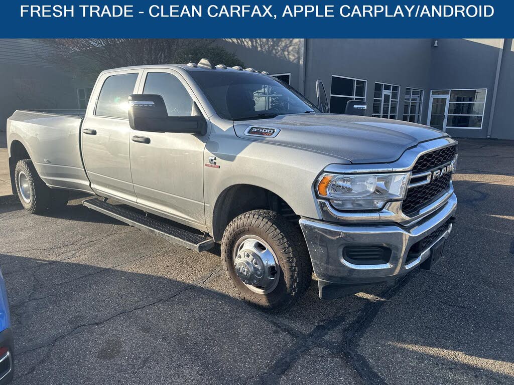2024 RAM 3500 Tradesman Crew Cab LB DRW 4WD
