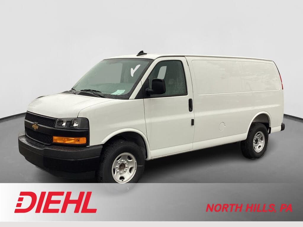 2025 Chevrolet Express Cargo 2500 RWD