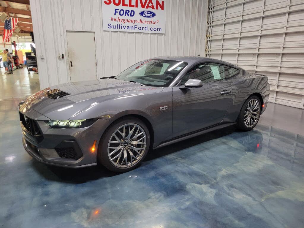 2025 Ford Mustang GT Premium Fastback RWD