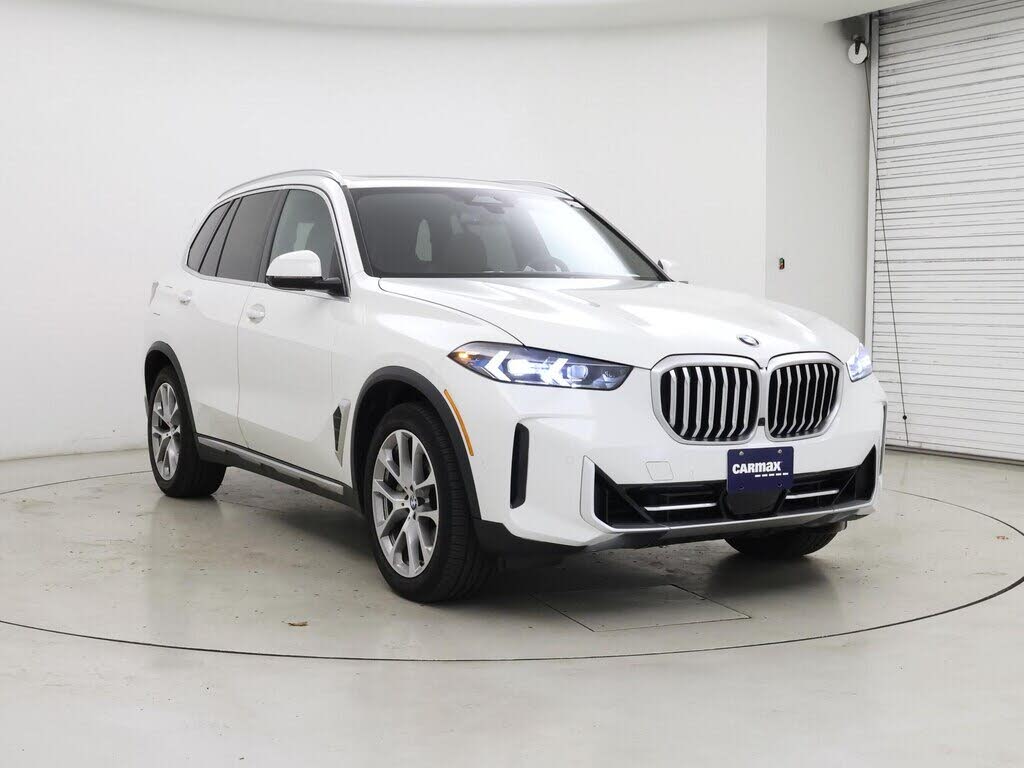 2025 BMW X5 xDrive40i AWD