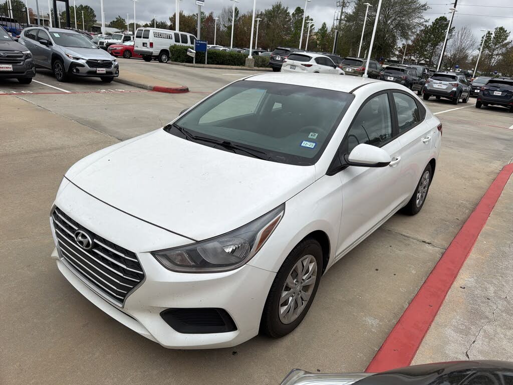 2020 Hyundai Accent SE Sedan FWD
