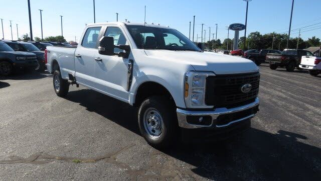 2026 Ford F-350 Super Duty XL Crew Cab 4WD