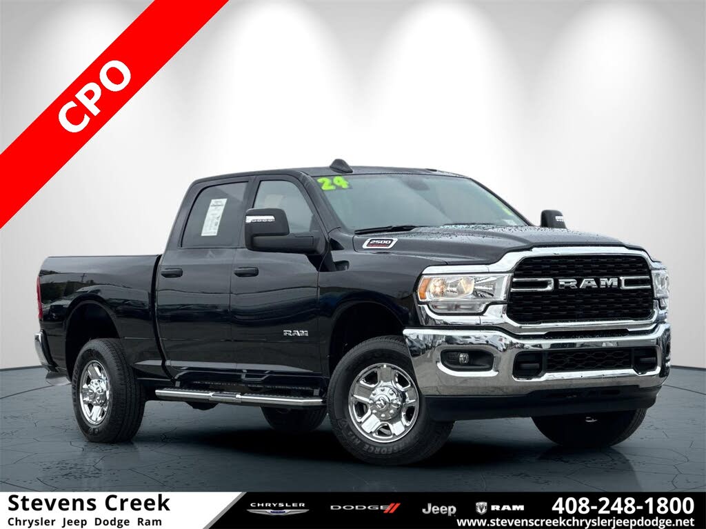 2024 RAM 2500 Big Horn Crew Cab 4WD