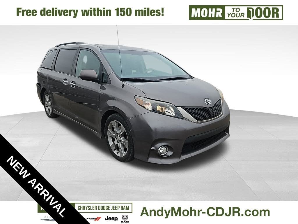 2014 Toyota Sienna SE 8-Passenger