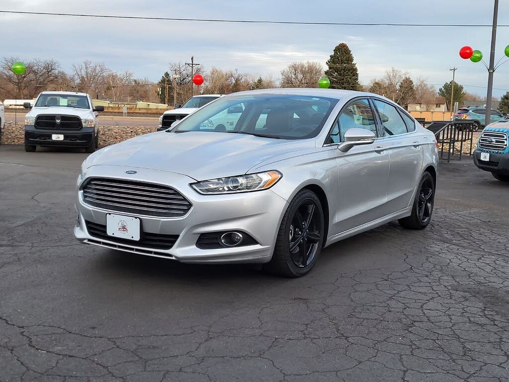 2016 Ford Fusion SE