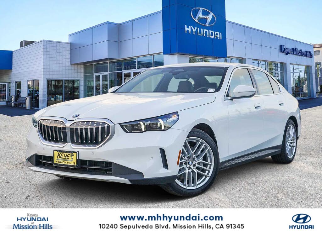 2024 BMW 5 Series 530i RWD