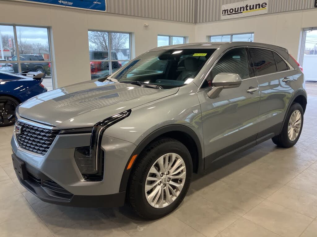 2024 Cadillac XT4 Luxury AWD