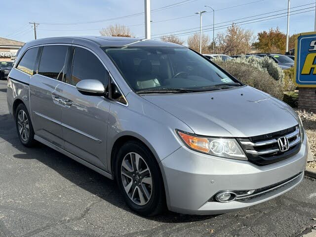 2016 Honda Odyssey Touring Elite FWD