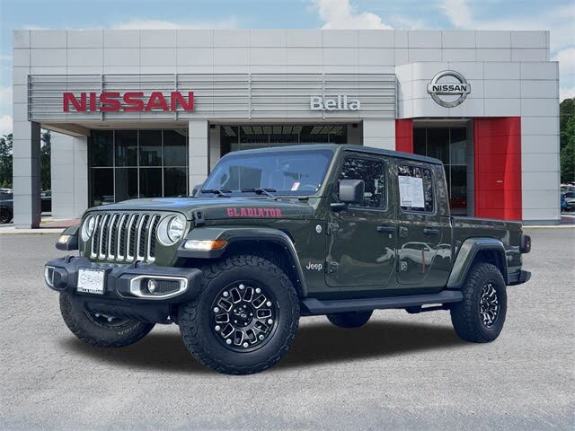 2022 Jeep Gladiator Overland Crew Cab 4WD