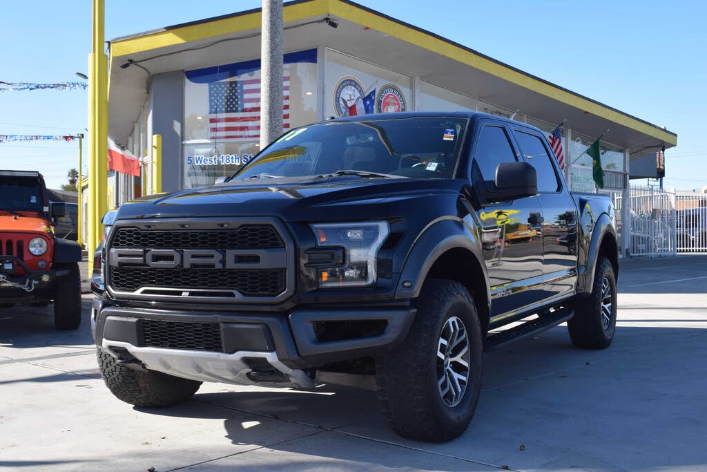 2017 Ford F-150 Raptor SuperCrew 4WD