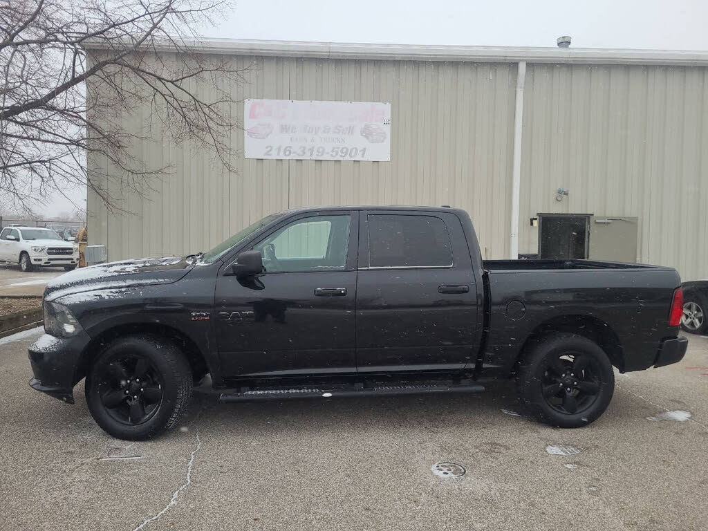 2017 RAM 1500 Tradesman Crew Cab 4WD