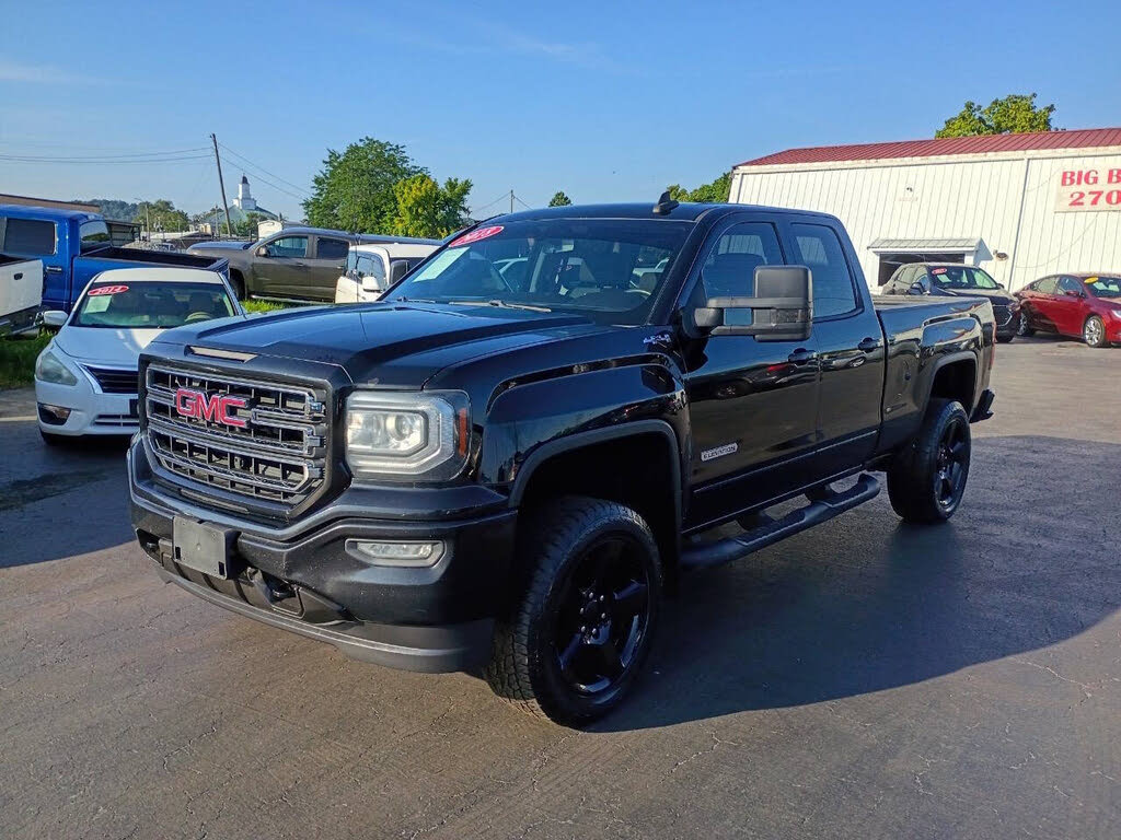2018 GMC Sierra 1500 Base Double Cab 4WD