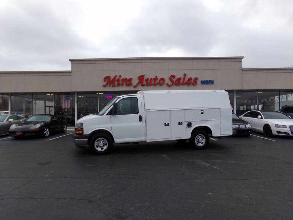 2019 Chevrolet Express Chassis 3500 139 Cutaway RWD