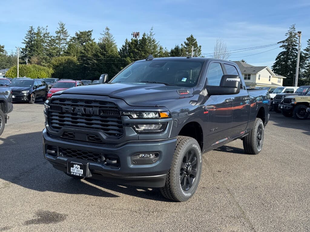2026 RAM 2500 Big Horn Crew Cab 4WD