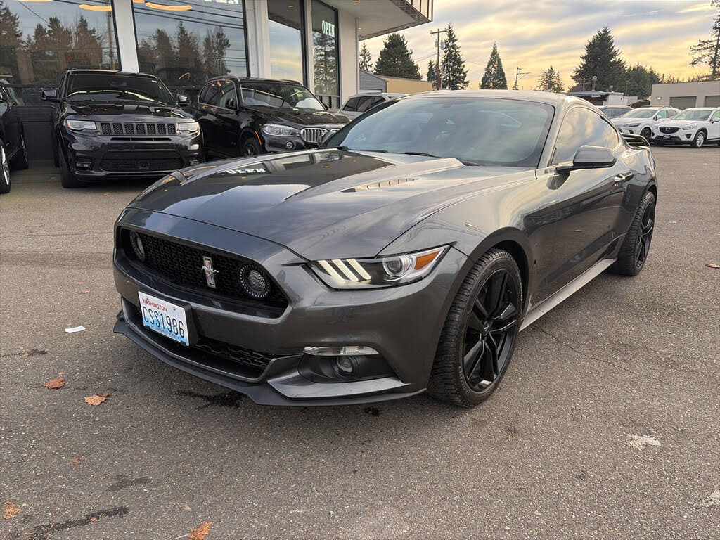 2015 Ford Mustang EcoBoost Coupe RWD