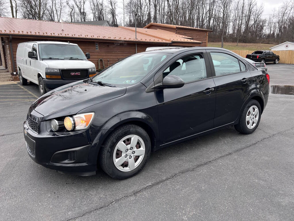 2015 Chevrolet Sonic LS Sedan FWD