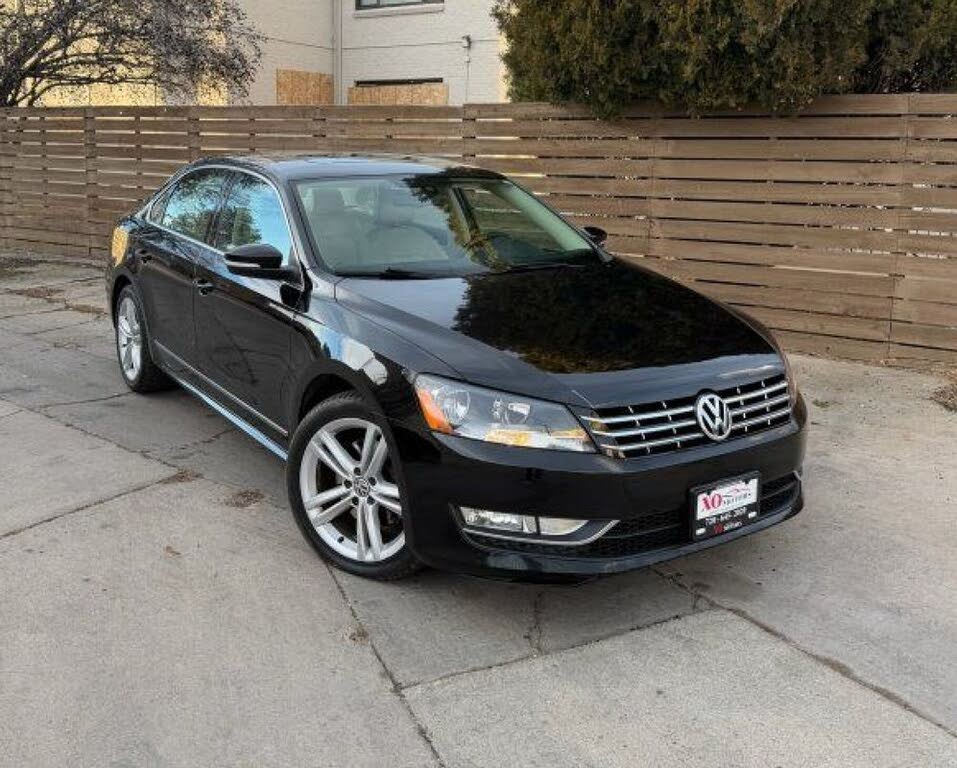 2014 Volkswagen Passat SEL Premium
