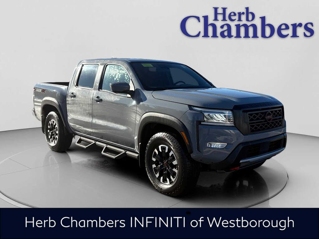 2023 Nissan Frontier PRO-4X Crew Cab 4WD