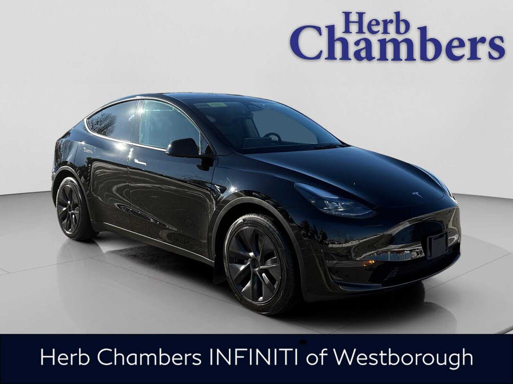 2025 Tesla Model Y Long Range RWD