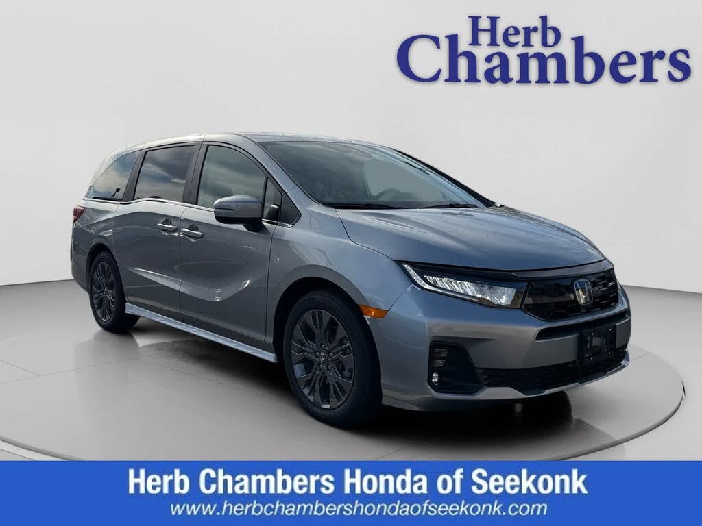 2026 Honda Odyssey Touring FWD